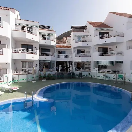 Los Diamantes 22 - Two Bed Penthouse With Sea * Los Cristianos (Tenerife)